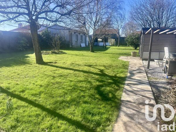 Maison 5 pièces de 138 m² à Sainte-Foy (85150)