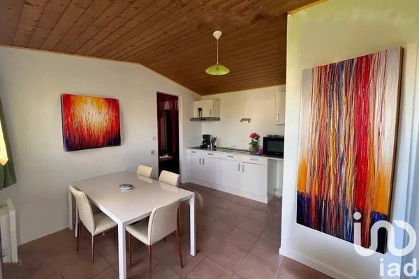 Maison 5 pièces de 138 m² à Sainte-Foy (85150)