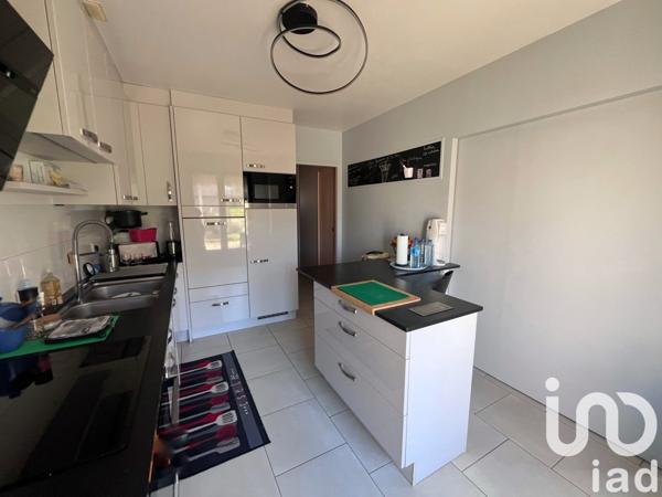 Maison 5 pièces de 138 m² à Sainte-Foy (85150)