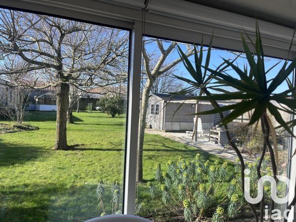 Maison 5 pièces de 138 m² à Sainte-Foy (85150)