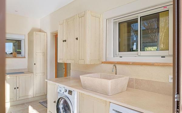 Maison à vendre    4 pièces • 119,33 m2 Le Rouret