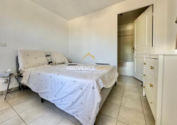 Salon-de-Provence (13300) T2 en Hyper centre de Salon, Résidence sécurisée avec parking!