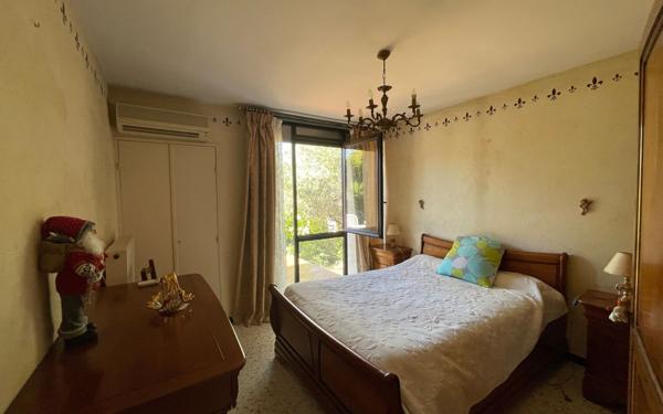 Maison à vendre    6 pièces •  Caissargues