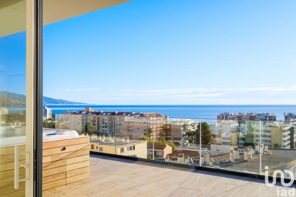 Appartement à vendre 4 pièces 153 m² Roquebrune-Cap-Martin