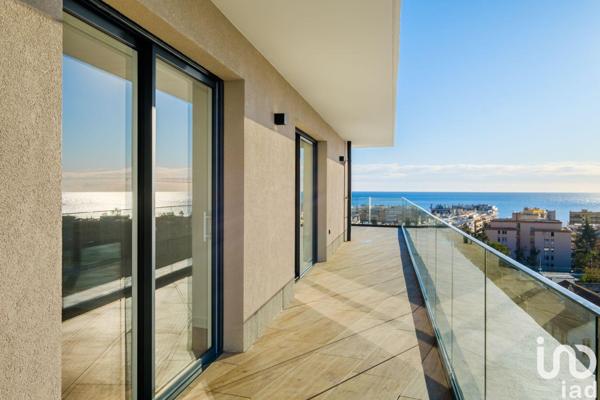 Appartement à vendre 4 pièces 153 m² Roquebrune-Cap-Martin