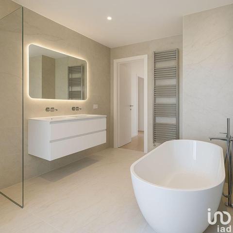 Appartement à vendre 4 pièces 153 m² Roquebrune-Cap-Martin