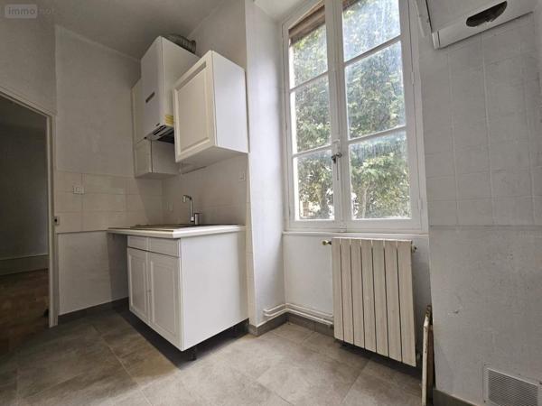 Appartement à louer à Mâcon en Saône-et-Loire (71000), ref : 008/2316