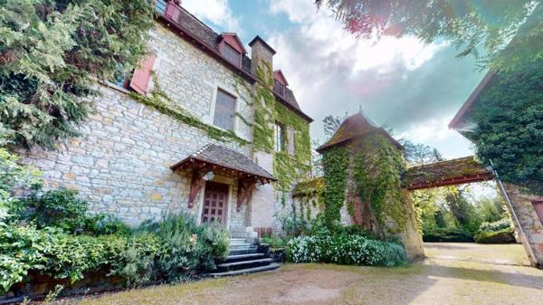 Fonds et/ou murs commerciaux à vendre à Serrières-de-Briord dans l'Ain (01470), ref : 01037-890