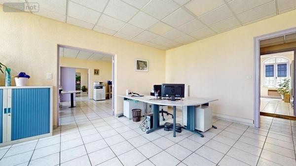 Fonds et/ou murs commerciaux à vendre à Serrières-de-Briord dans l'Ain (01470), ref : 01037-890