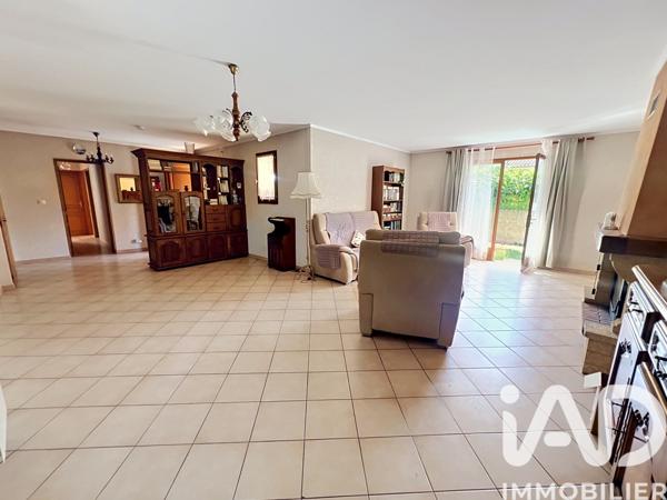Maison à vendre 5 pièces 149 m² Pernes-les-Fontaines