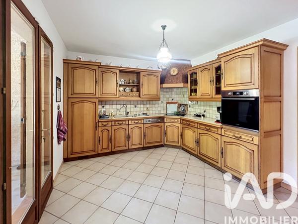 Maison à vendre 5 pièces 149 m² Pernes-les-Fontaines