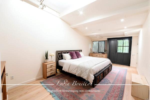 Paris (75014) Paris 14ème proche, centre-ville, Propriété 12 pièces de 330m² à vendre avec jardin de 200 m2 et cour pavée de