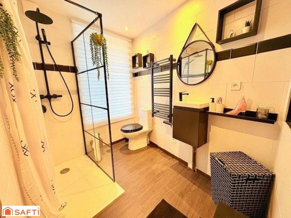 Maison semi-individuelle – 157 m² – Coup de cœur assuré à Bruay-sur-l’Escaut avec jardin +garage /4 chambres