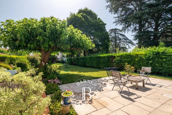 Saint-Cyr-au-Mont-d'Or, Maison 4 Chambres -  211 m² à vendre