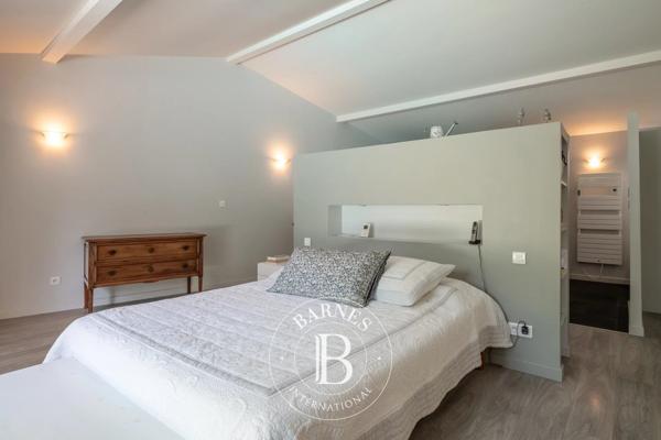 Saint-Cyr-au-Mont-d'Or, Maison 4 Chambres -  211 m² à vendre