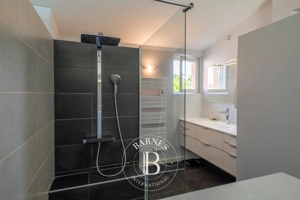 Saint-Cyr-au-Mont-d'Or, Maison 4 Chambres -  211 m² à vendre
