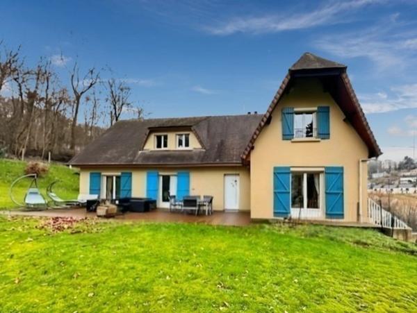 Maison à vendre 8 pièces 177 m2 MAROMME (76)