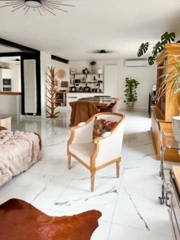 Maison à vendre 8 pièces 177 m2 MAROMME (76)