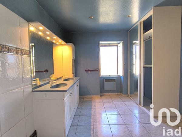 House for sale 6 rooms 119 m² Lupersat