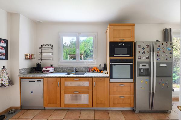 MAISON FAMILIALE AVEC PISCINE - ORMESSON SUR MARNE : À DEUX PAS DU PARC DU MORBRAS €620 000 ** - Référence 6714-EX-AH