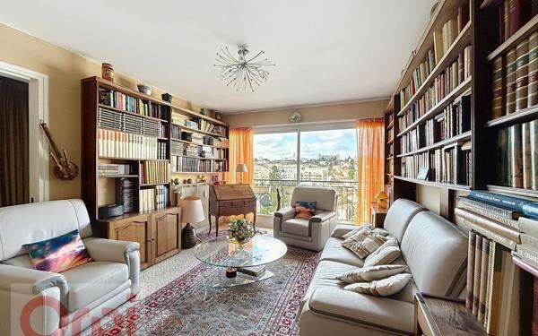 Appartement à vendre    5 pièces • 102 m2 Châtillon