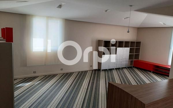 Maison à louer    7 pièces •  Urschenheim