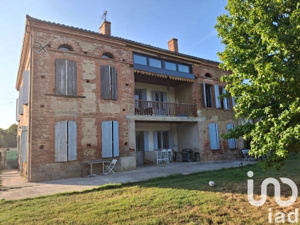 Maison 8 pièces de 305 m² à Castelferrus (82100)