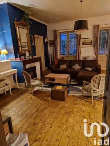 Maison 8 pièces de 305 m² à Castelferrus (82100)