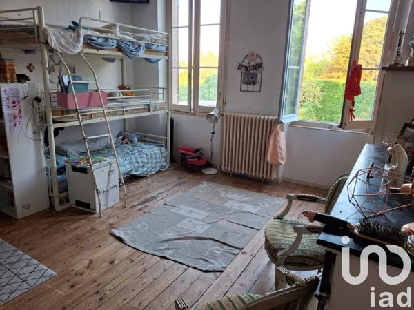 Maison 8 pièces de 305 m² à Castelferrus (82100)