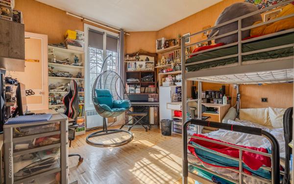 Maison à vendre    5 pièces • 300 m2 Pomponne