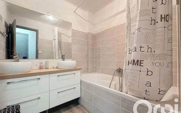 Appartement à vendre    3 pièces • 66,45 m2 Perpignan