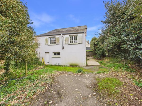 Maison de charme avec terrain constructible