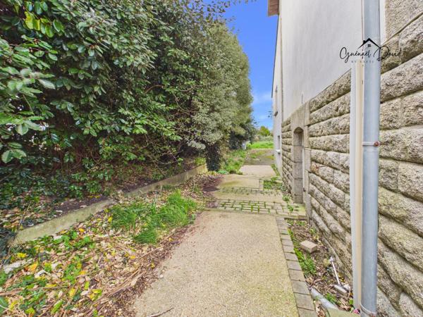 Maison de charme avec terrain constructible