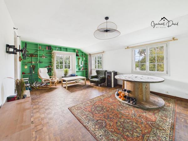 Maison de charme avec terrain constructible