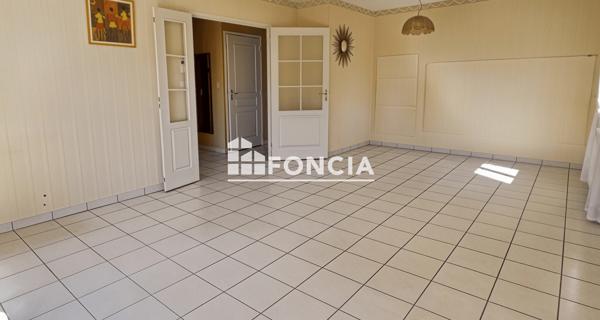 À vendre Appartement 3 pièces 73 m² - Unieux 42240