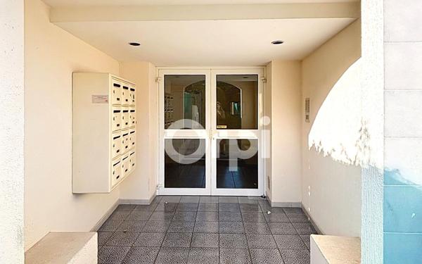 Appartement à vendre    1 pièce • 27,16 m2 Antibes