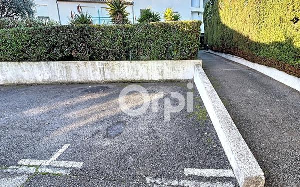 Appartement à vendre    1 pièce • 27,16 m2 Antibes