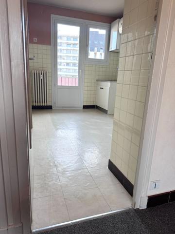 Appartement à vendre 4 pièces ()