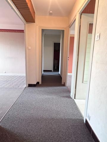 Appartement à vendre 4 pièces ()