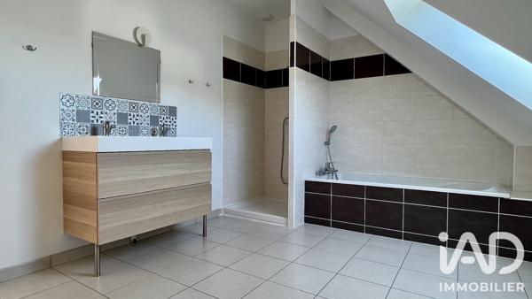Maison à vendre 4 pièces 85,46 m² Amboise