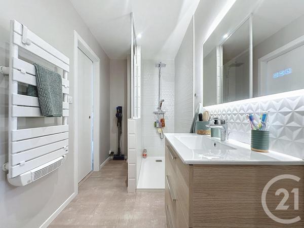 Appartement F3 à vendre  3 pièces - 69,01 m2 MANDELIEU LA NAPOULE - 06