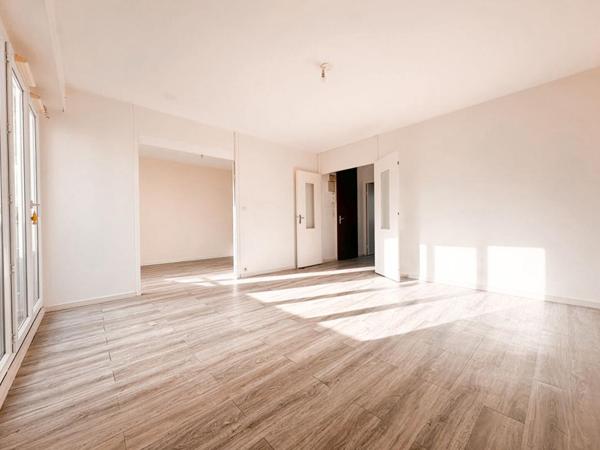 SAINT HERBLAIN VILLAGE EXPO - TYPE 4