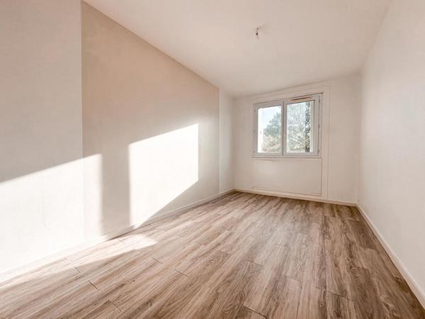 SAINT HERBLAIN VILLAGE EXPO - TYPE 4