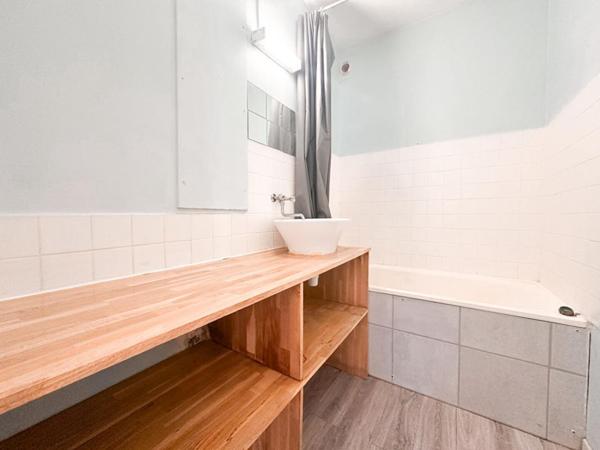 SAINT HERBLAIN VILLAGE EXPO - TYPE 4