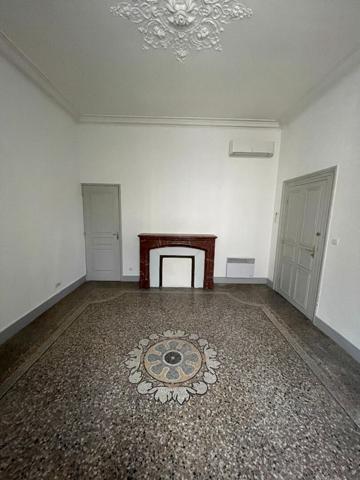 Bureau Nimes 2 pièces cité Foulc