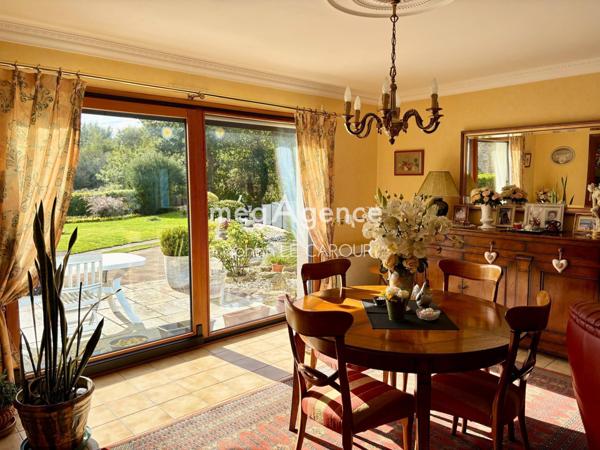 Maison à Caudan, 56850 - 5 pièces 131m²