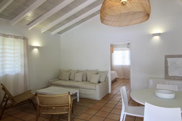 Petit-Bourg (97170) Villa meublée d’exception à Petit-Bourg avec piscine