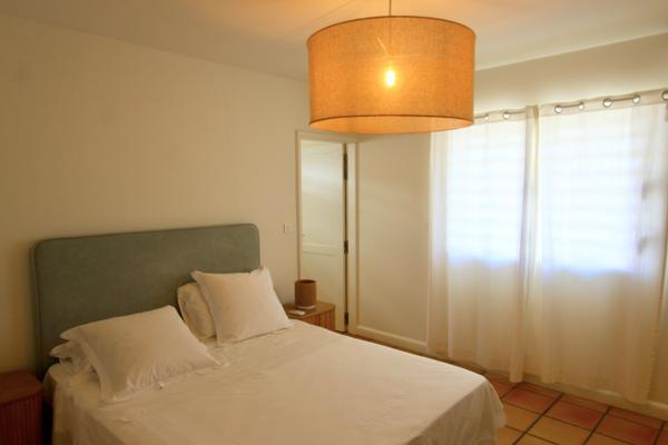 Petit-Bourg (97170) Villa meublée d’exception à Petit-Bourg avec piscine