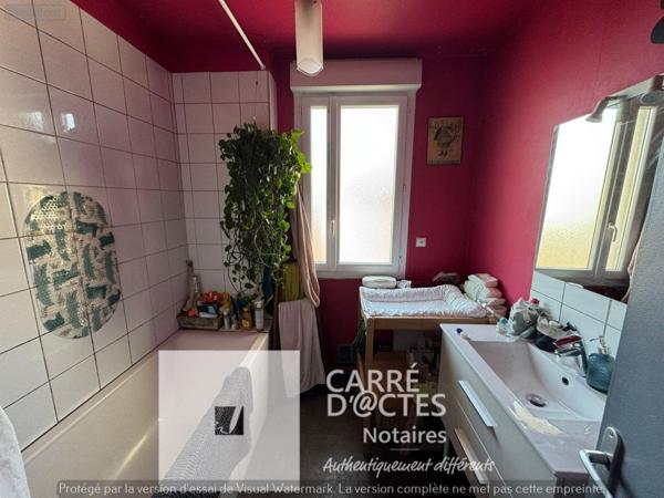 Appartement à vendre à Nîmes dans le Gard (30000), ref : 103 / 343 centre ville