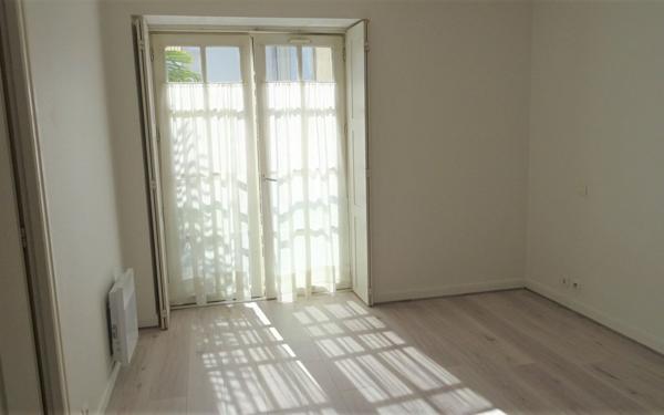 Appartement à louer    2 pièces •  La Rochelle